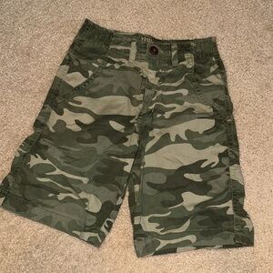 True craft shorts